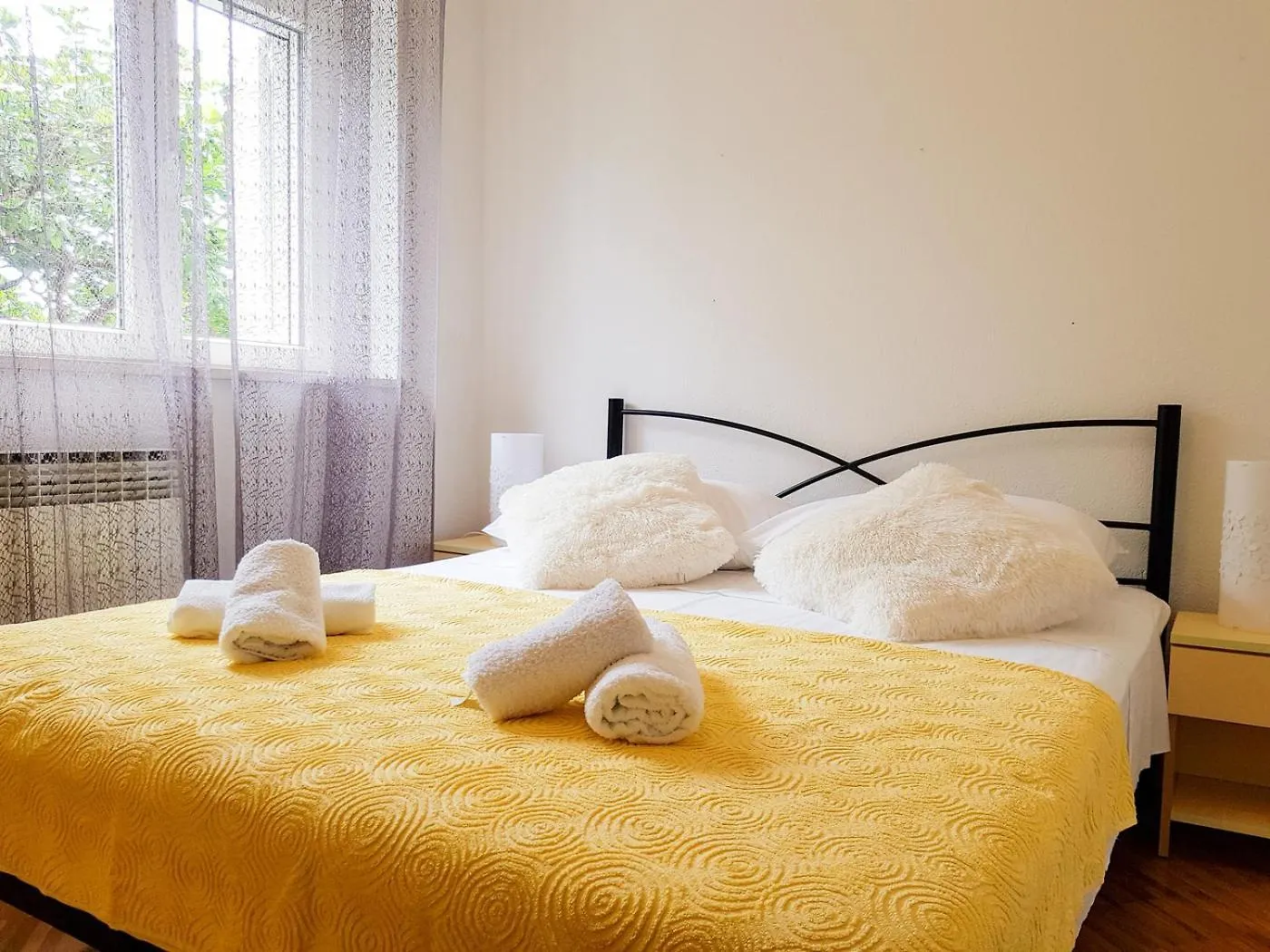 Apartments Russo - Apartments On The Beach Trogir 0*,  Kroatien
