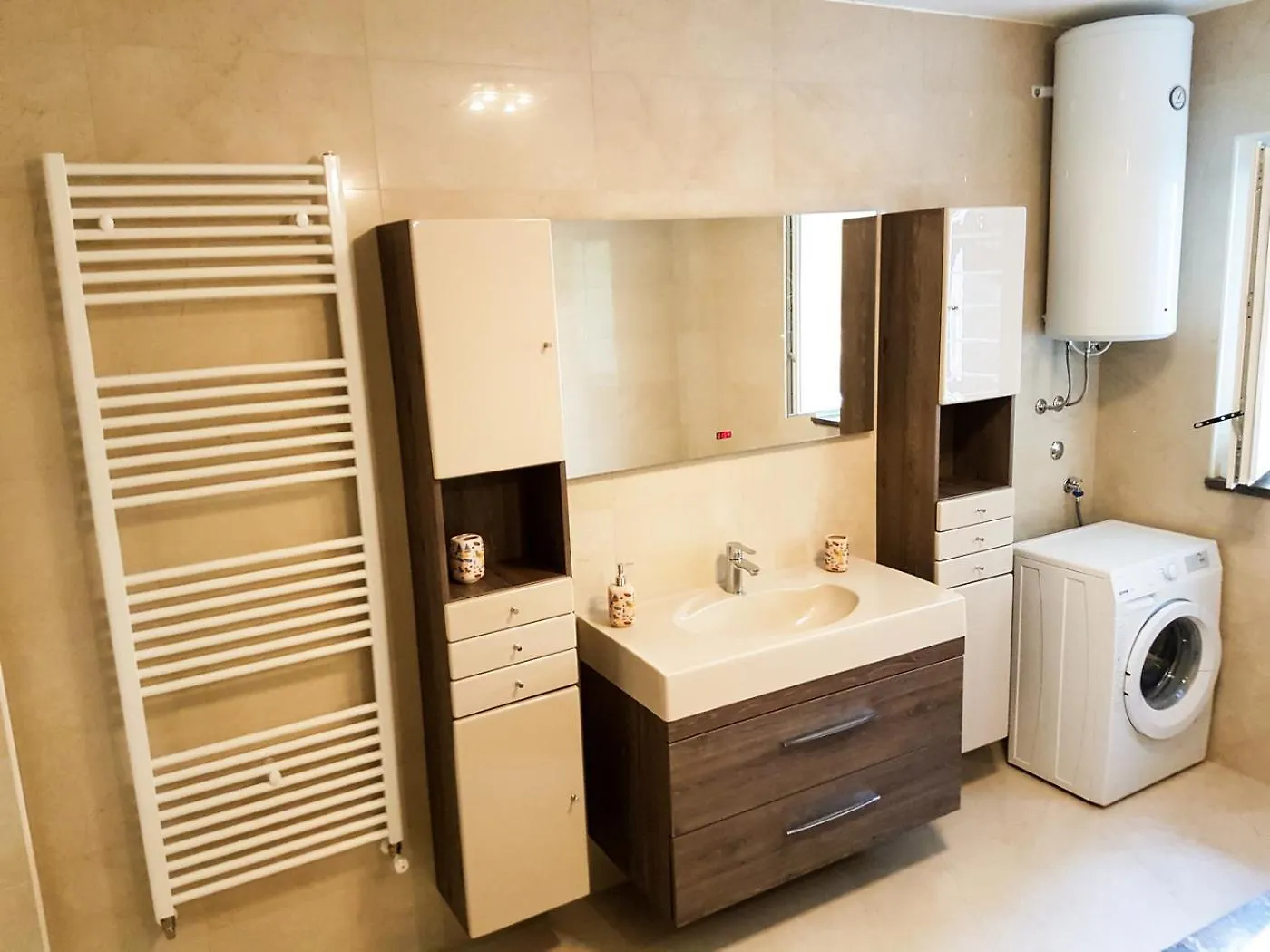Apartments Russo - Apartments On The Beach 트로기르 0*,