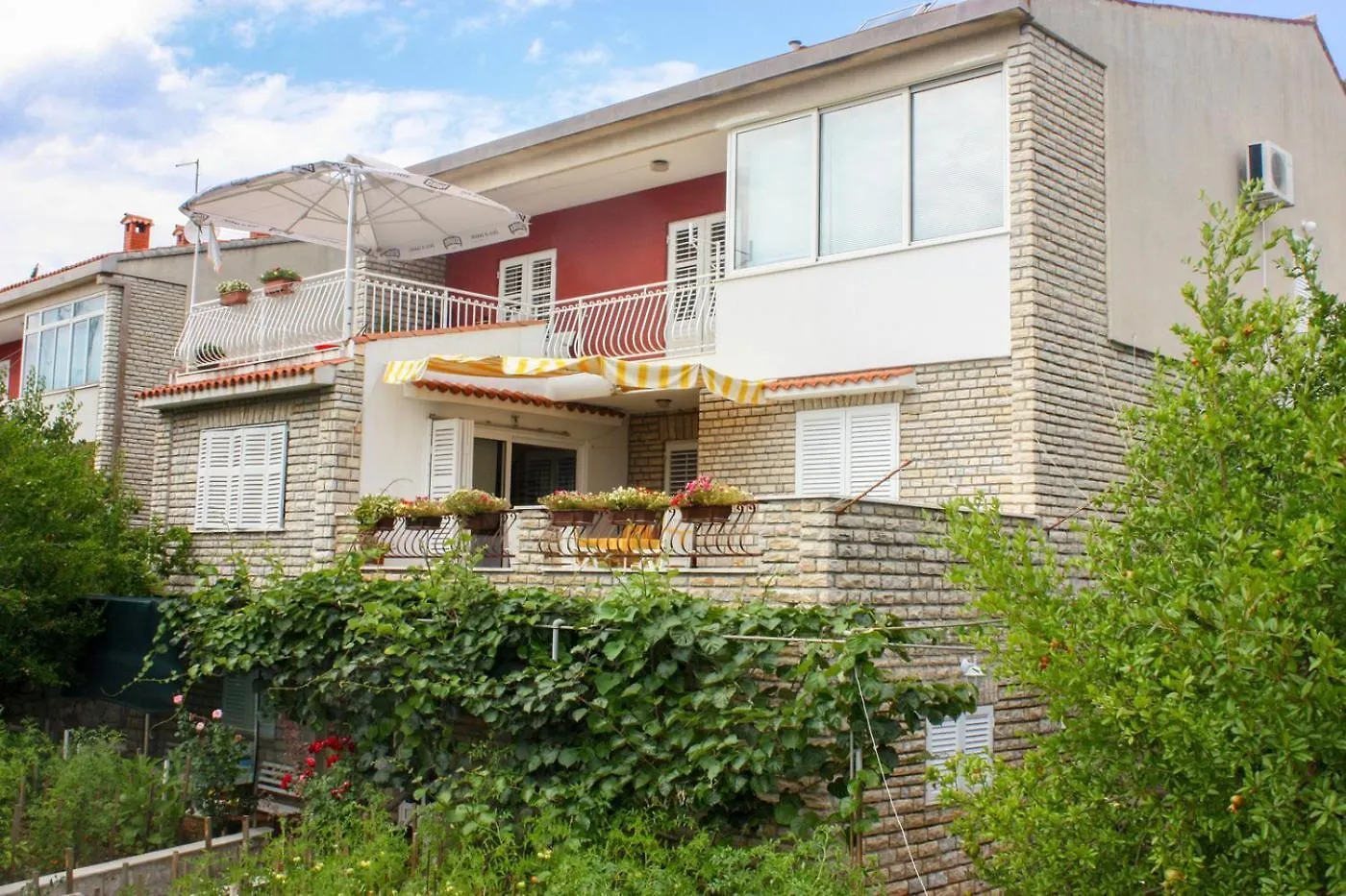 Apartments Russo - Apartments On The Beach 트로기르