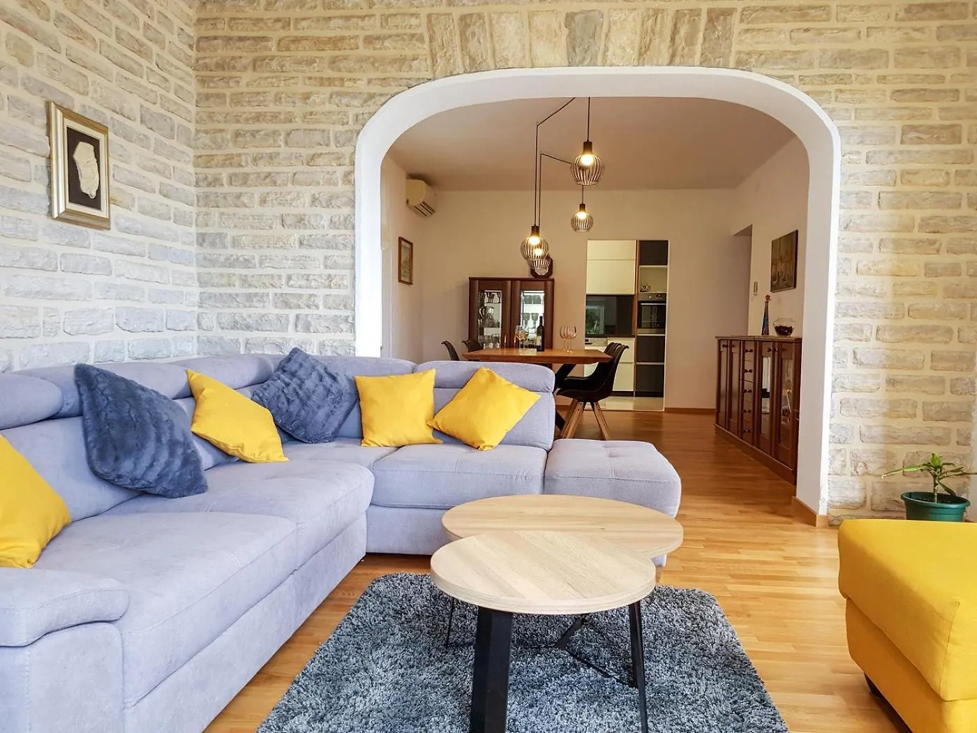 Apartments Russo - Apartments On The Beach Trogir